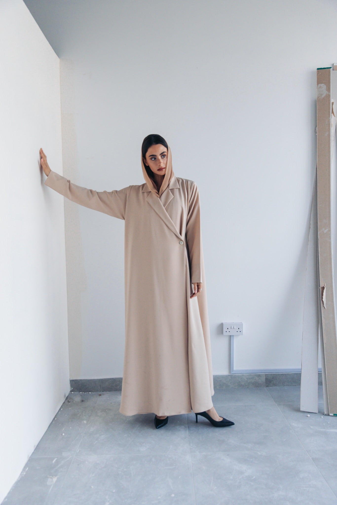 Beige abaya - 3