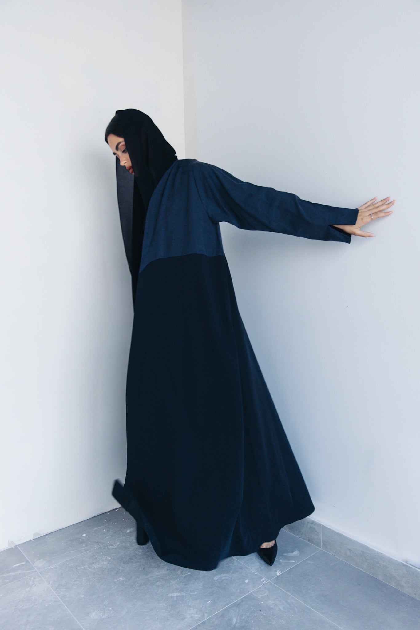 Classic navy abaya - 3