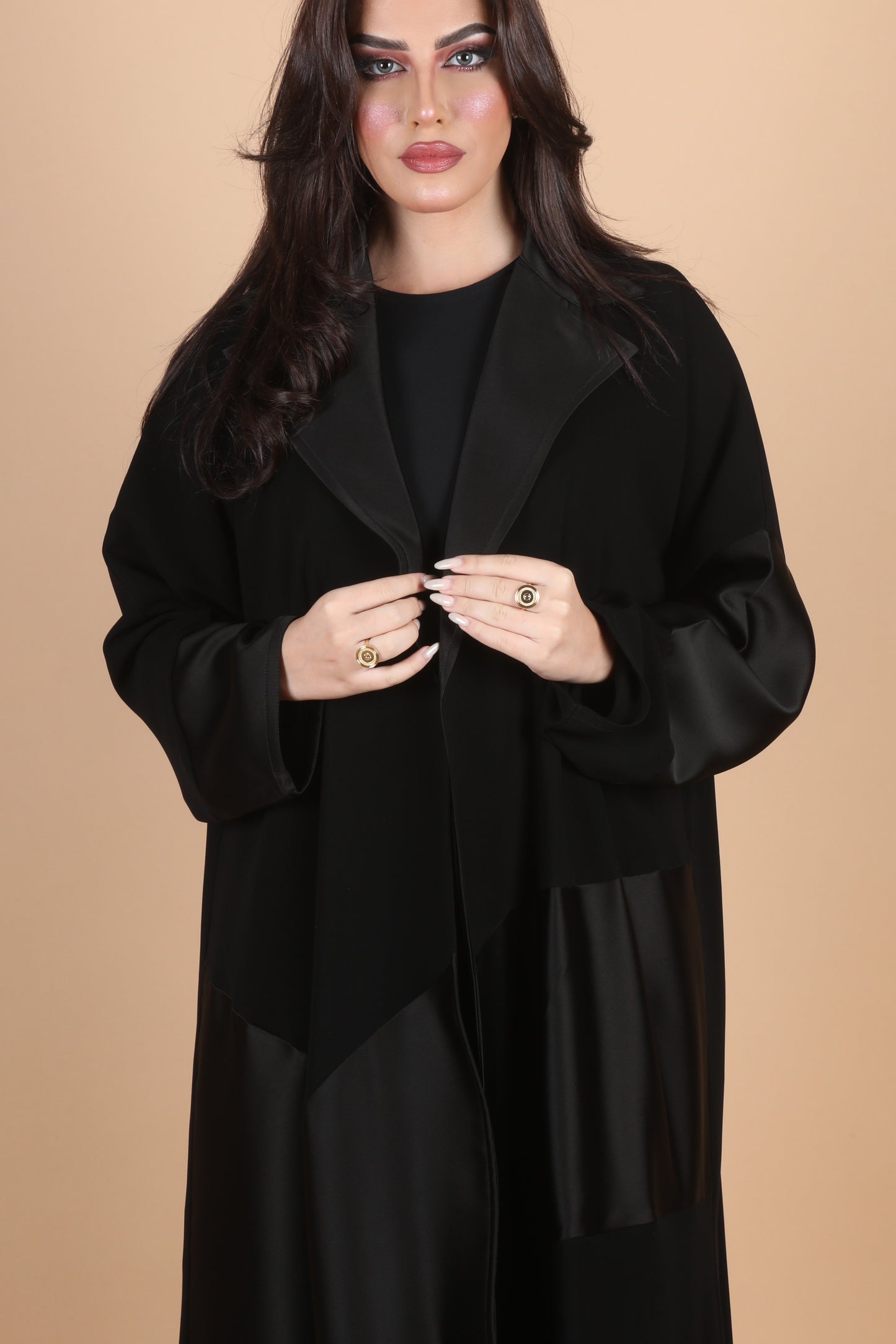 Elegant velvet black abaya