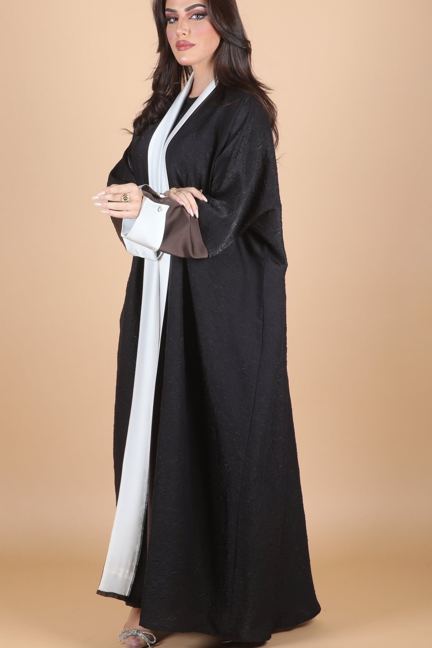 Textured silk black abaya