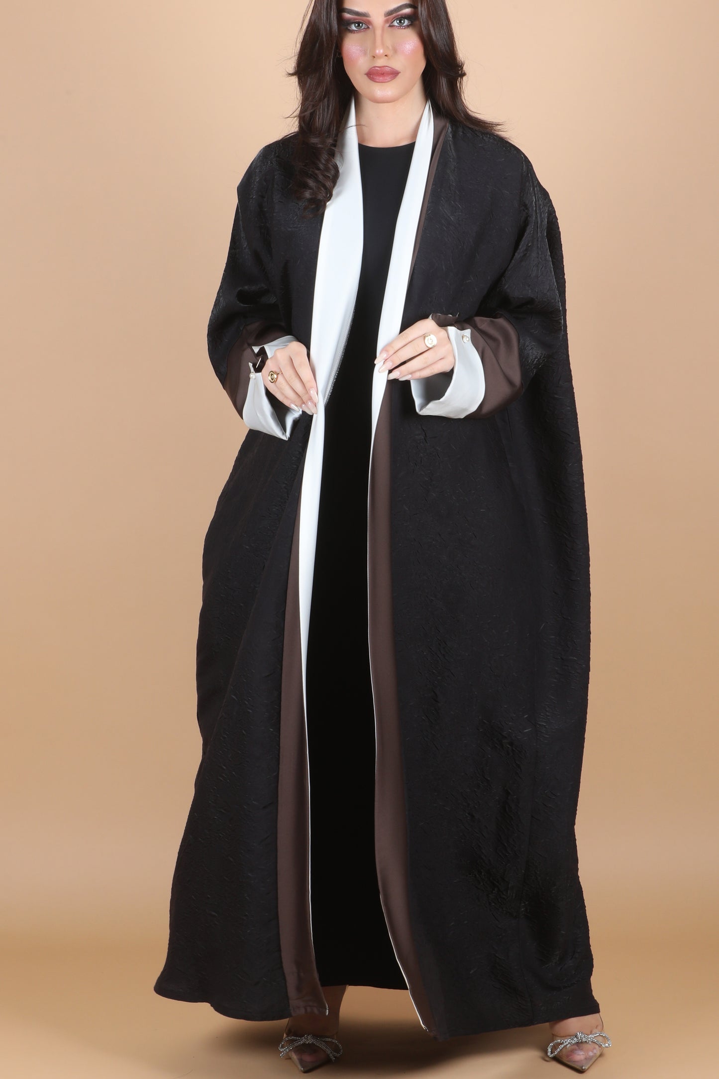 Textured silk black abaya