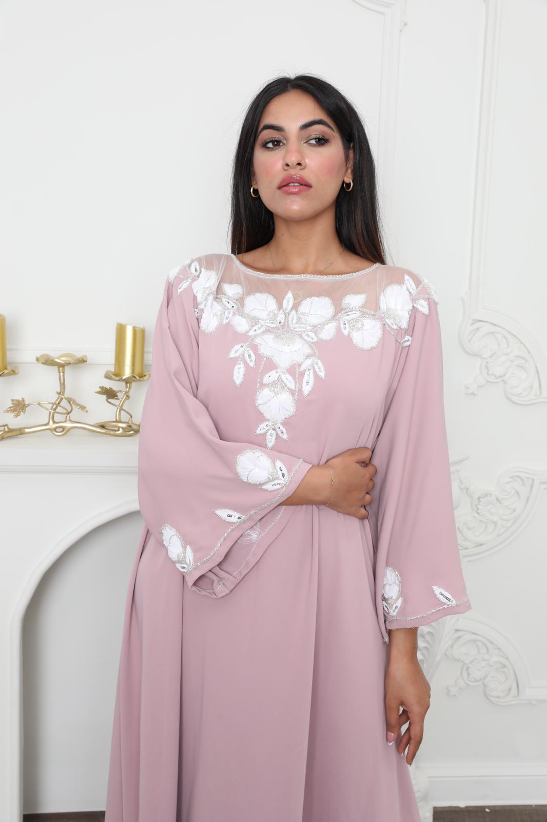 Delicate pink jalabya