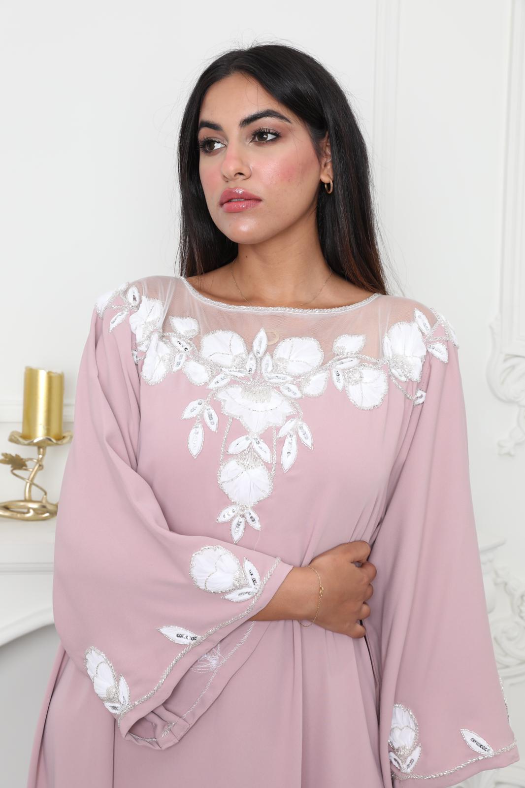 Delicate pink jalabya