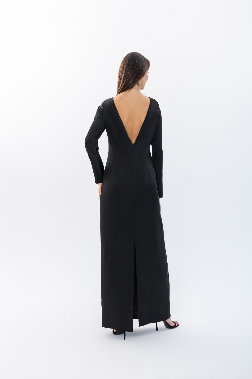 Elegant open back evening dress - 3