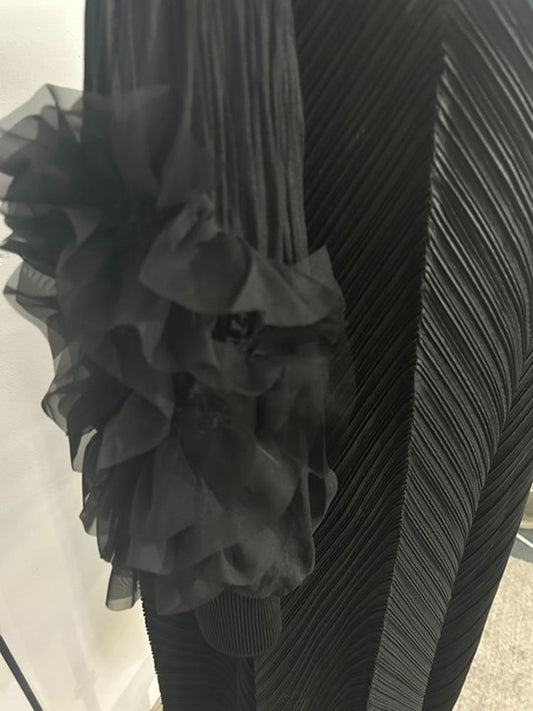 Ruffle flower sleeves black dress - 1