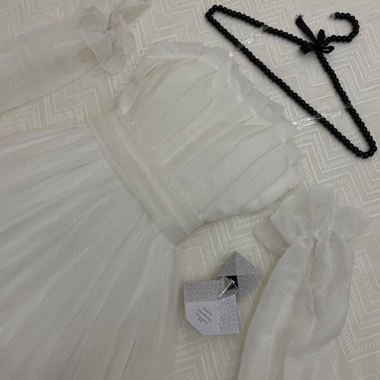 فستان أبيض ملكي  - 2