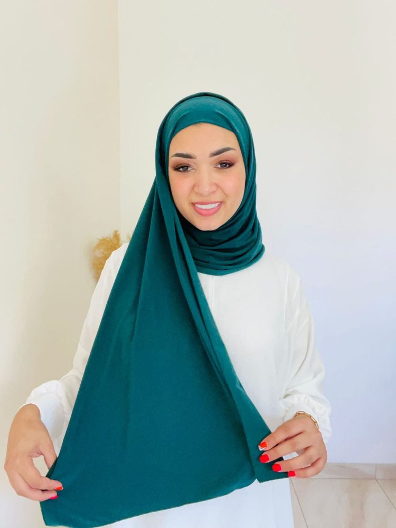 COTTON HIJAB - GREEN/حجاب قطن مع قمطة- اخضر غامق - 1