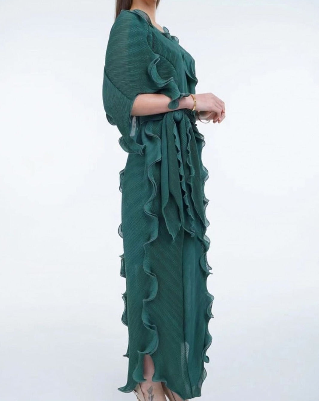Green ruffle dress with belt - 3